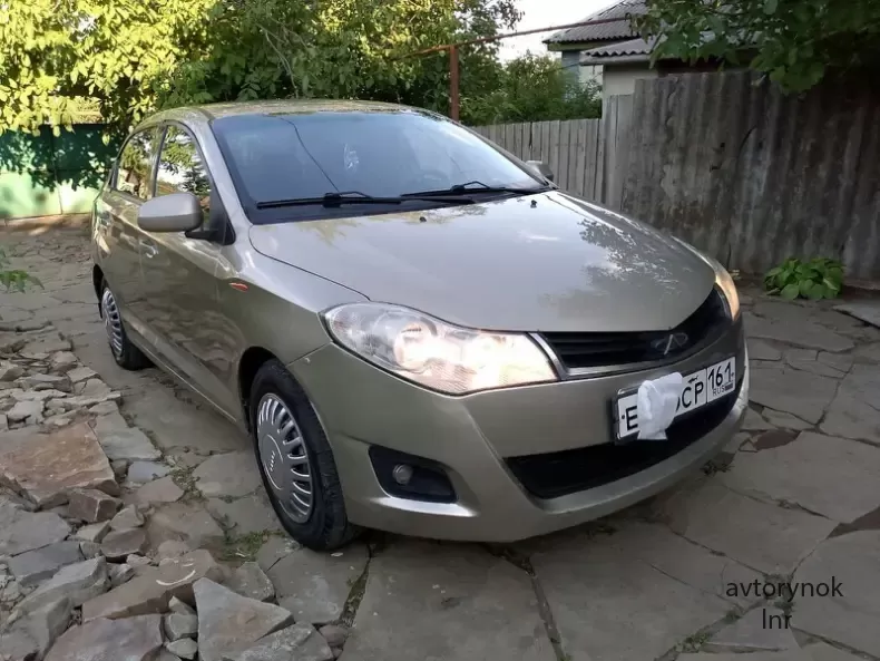 Продам Chery bonus 2013 год