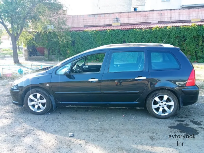 Продам Пежо 307SW 2005 год