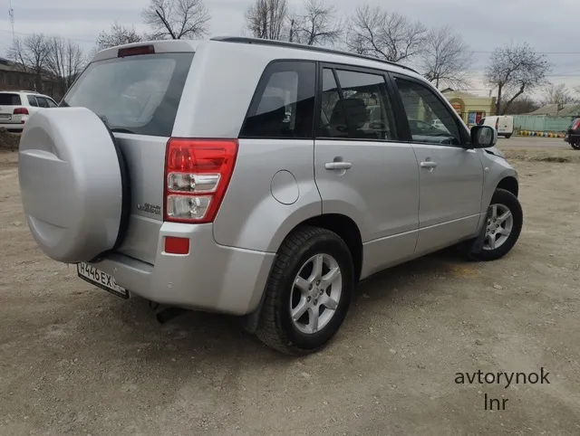 Продам Suzuki Grand Vitara 4wd 2007 год