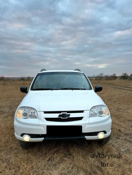 Продам Niva Chevrolet 2016 г