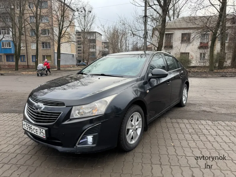 Продам Шевроле Круз 2010 года