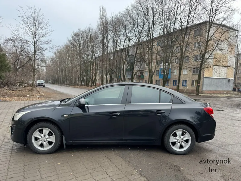 Продам Шевроле Круз 2010 года