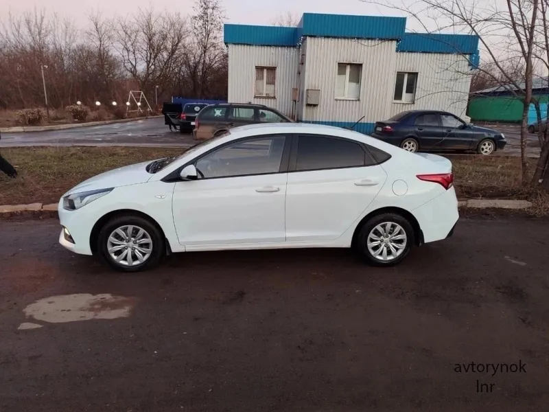 Продаю Hyundai Solaris 2017 года