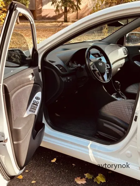 Продам Hyundai Solaris рестайлинг 2015 года