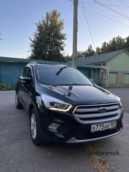 Продам FORD KUGA 2017 Год