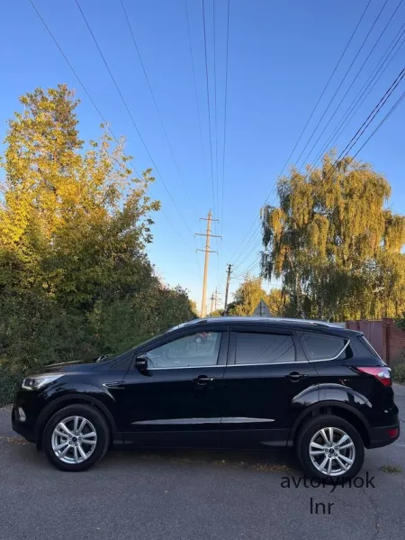Продам FORD KUGA 2017 Год