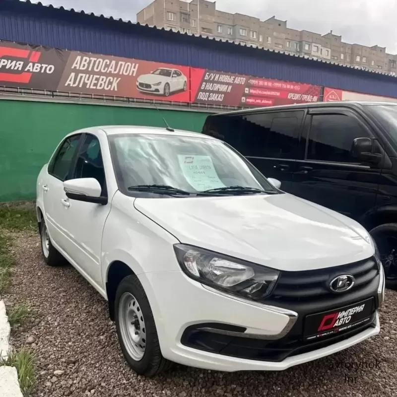 Lada Granta Новая Год выпуска: 2024