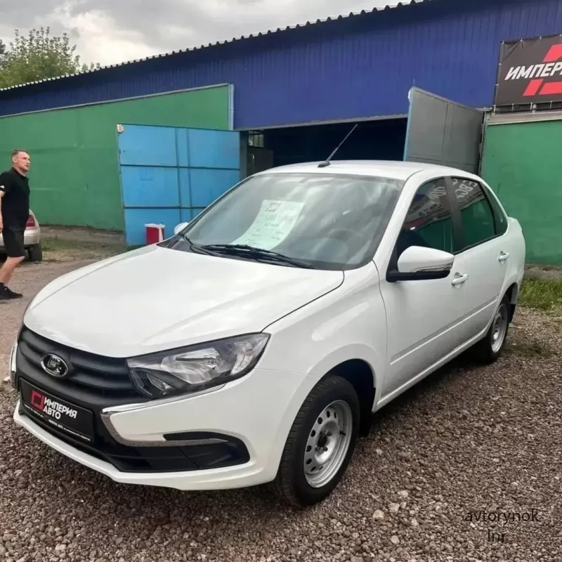 Lada Granta Новая Год выпуска: 2024