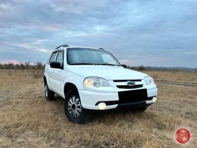 Продам Niva Chevrolet 2016 г